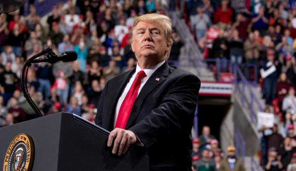 Never Trump challengers fizzle in Iowa voting