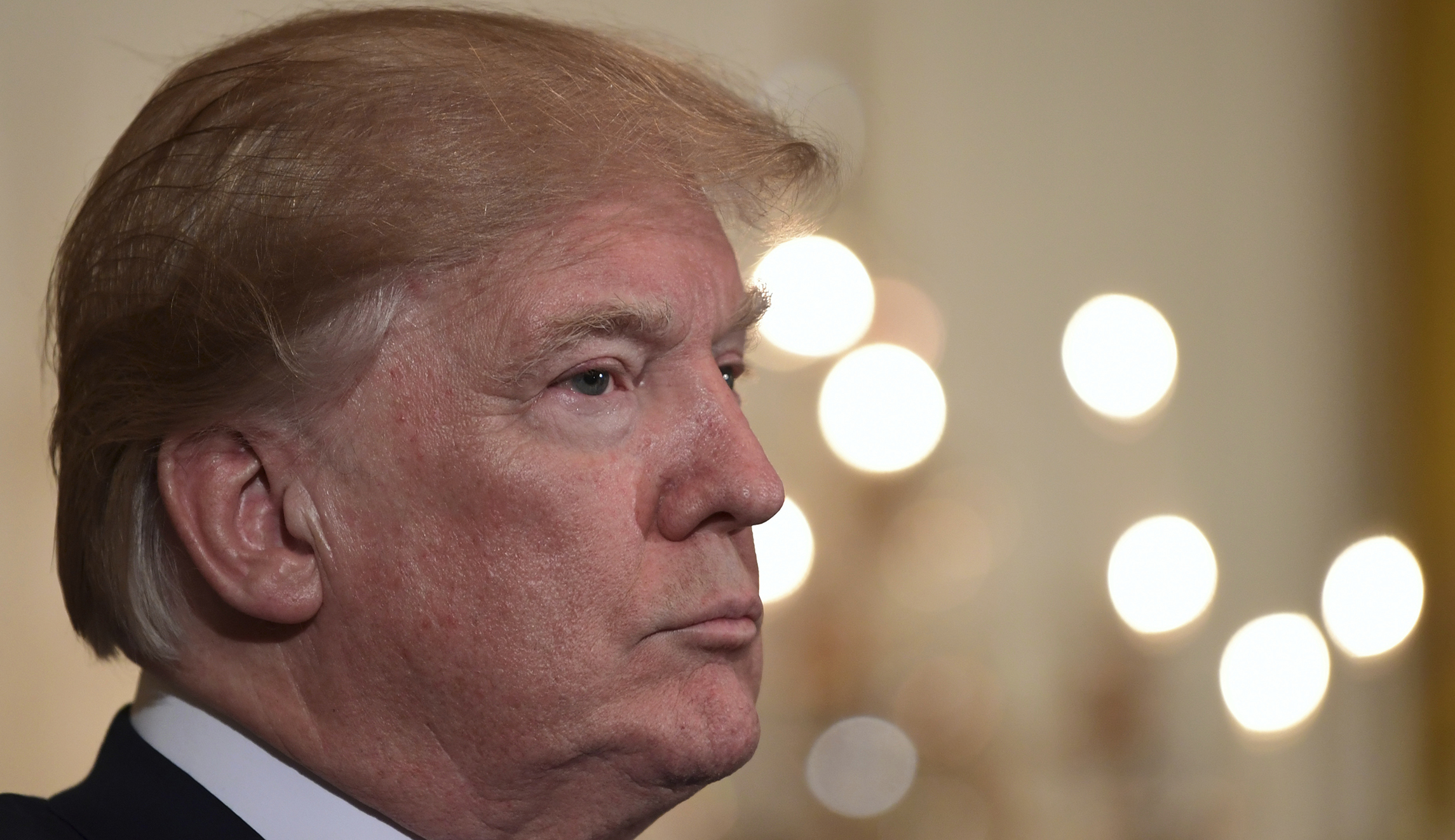 Trump threatens to veto $1.3 trillion spending bill over border wall, DACA