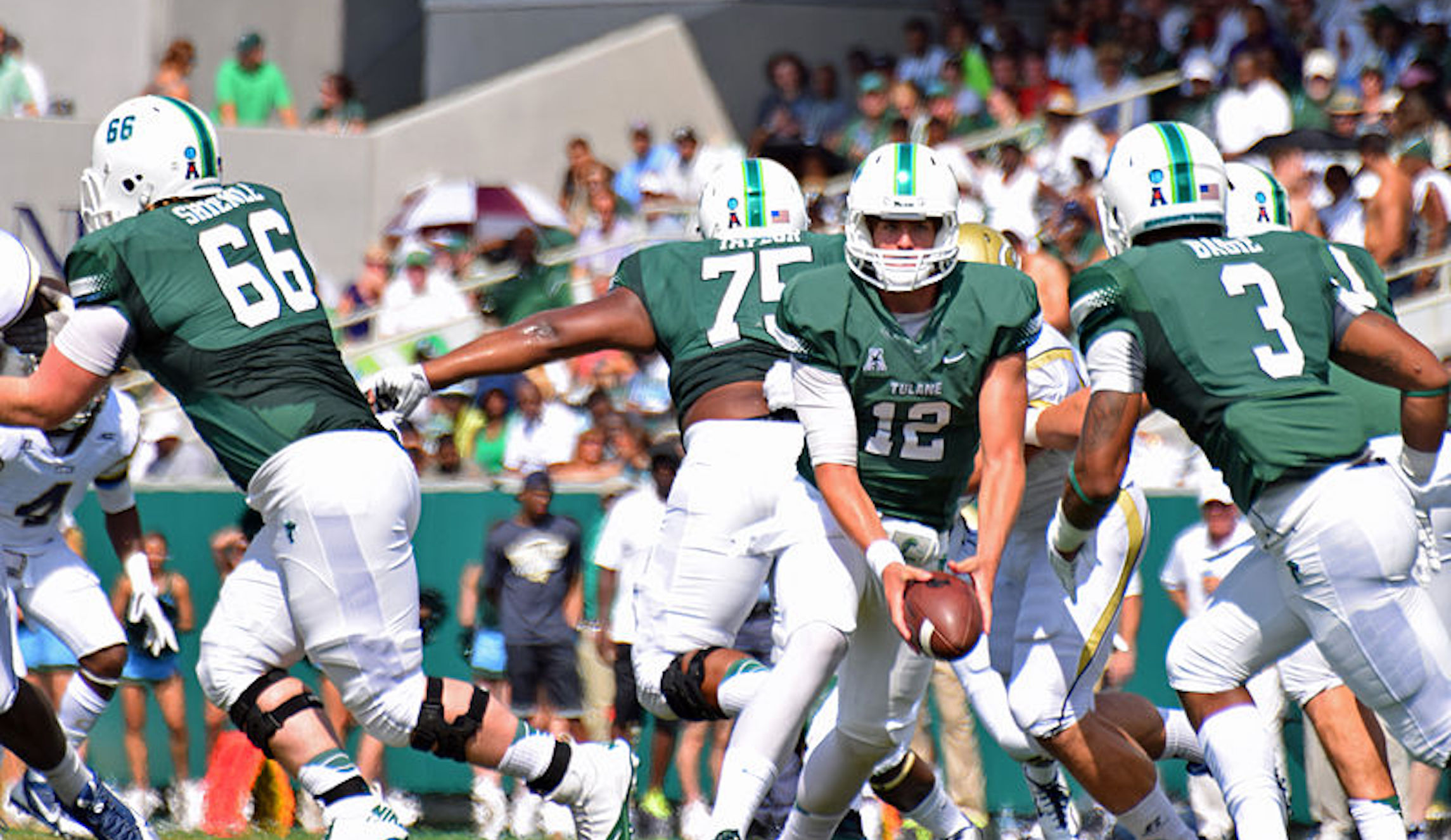 Old-school college football, minus the pomp, at old Tulane