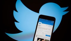 Twitter to delay decision to reinstate banned accounts for several weeks