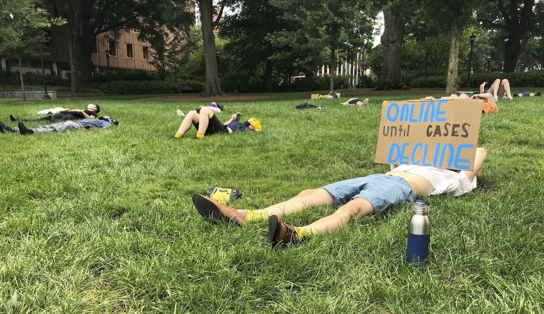 COVID-19 clusters put college administrators under pressure