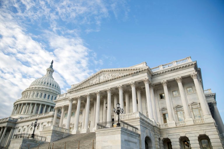 Hawley seeks to attach Ukraine aid watchdog to Iraq AUMF repeal bill