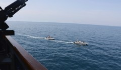 US issues warning to vessels in Persian Gulf that come too close to Navy ships after Trump threat to Iran