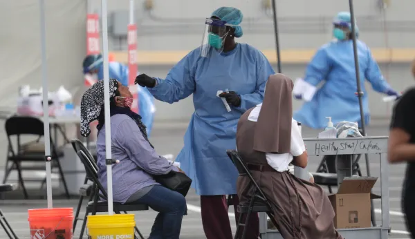 California struggling to find healthcare workers as pandemic worsens