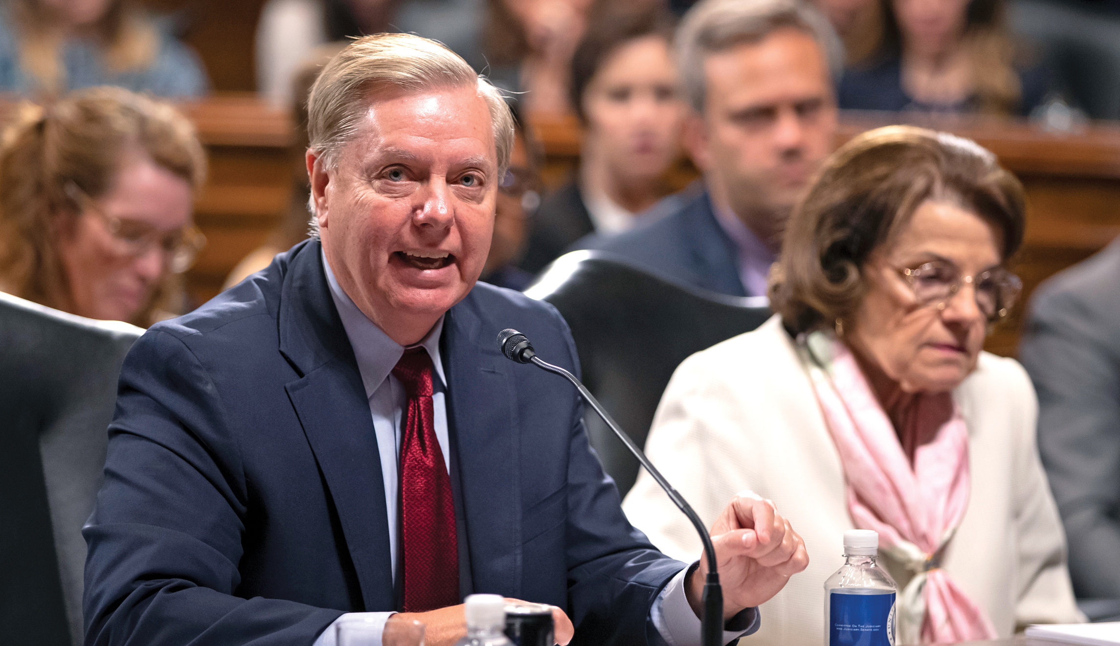 Congress inches back to work