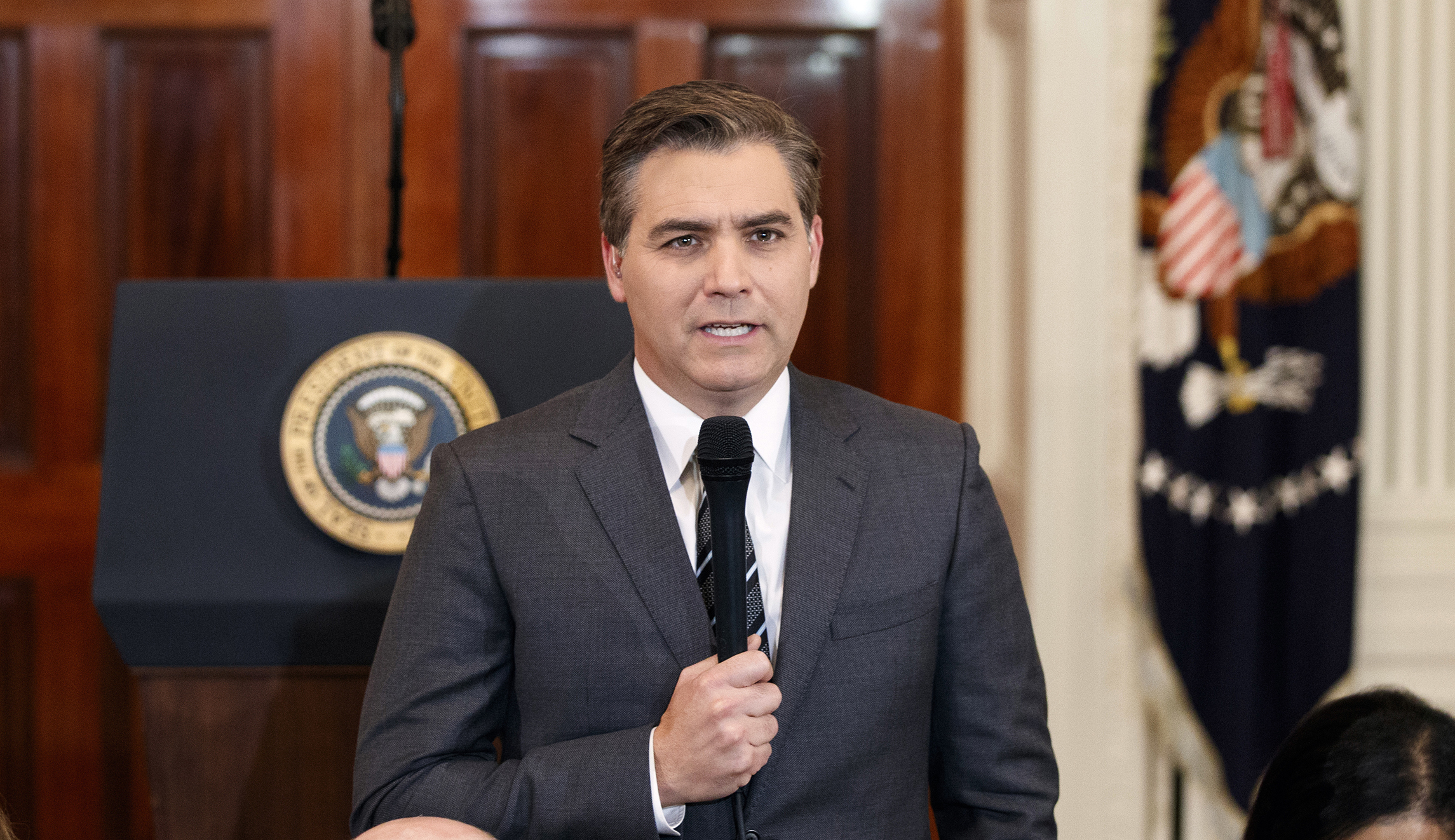 Judge orders White House to return Jim Acosta’s press pass