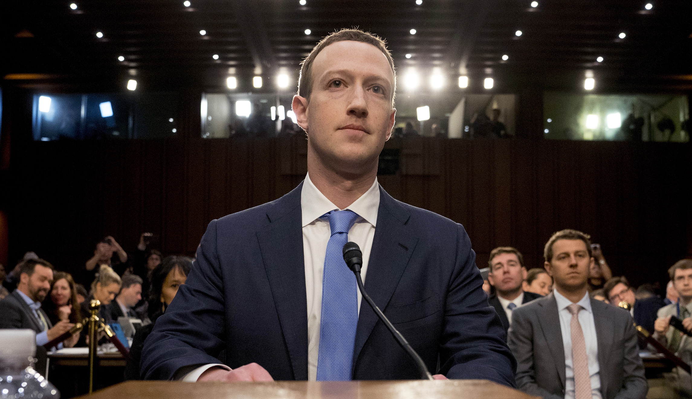 Hey, Mark Zuckerberg: Get off the fence on free speech