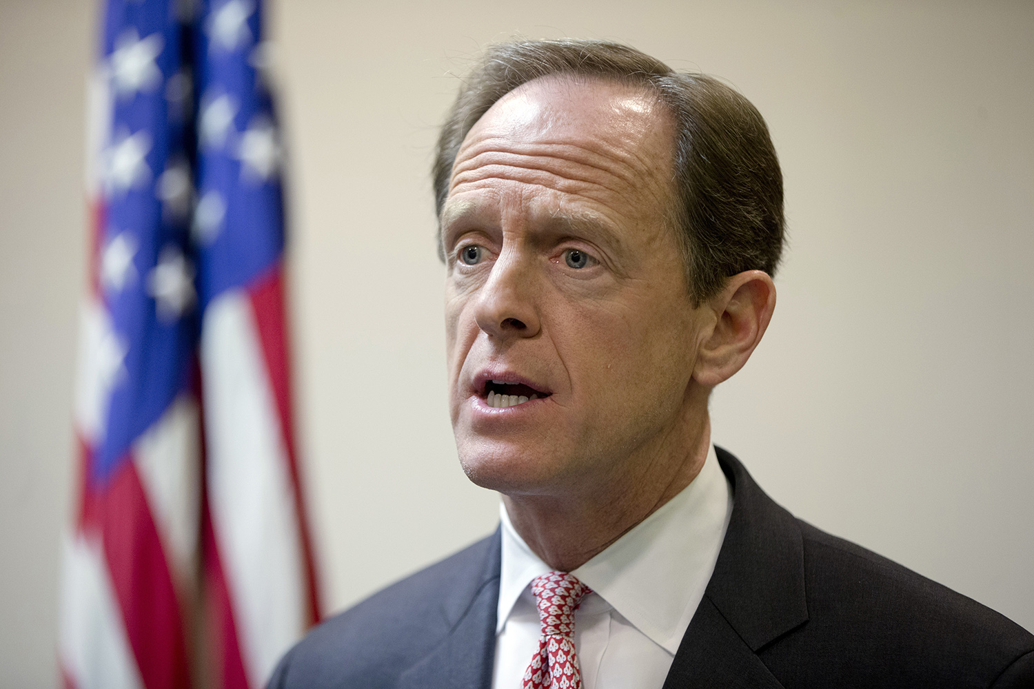 Toomey: I ‘remain unpersuaded’ to support Trump after lewd video