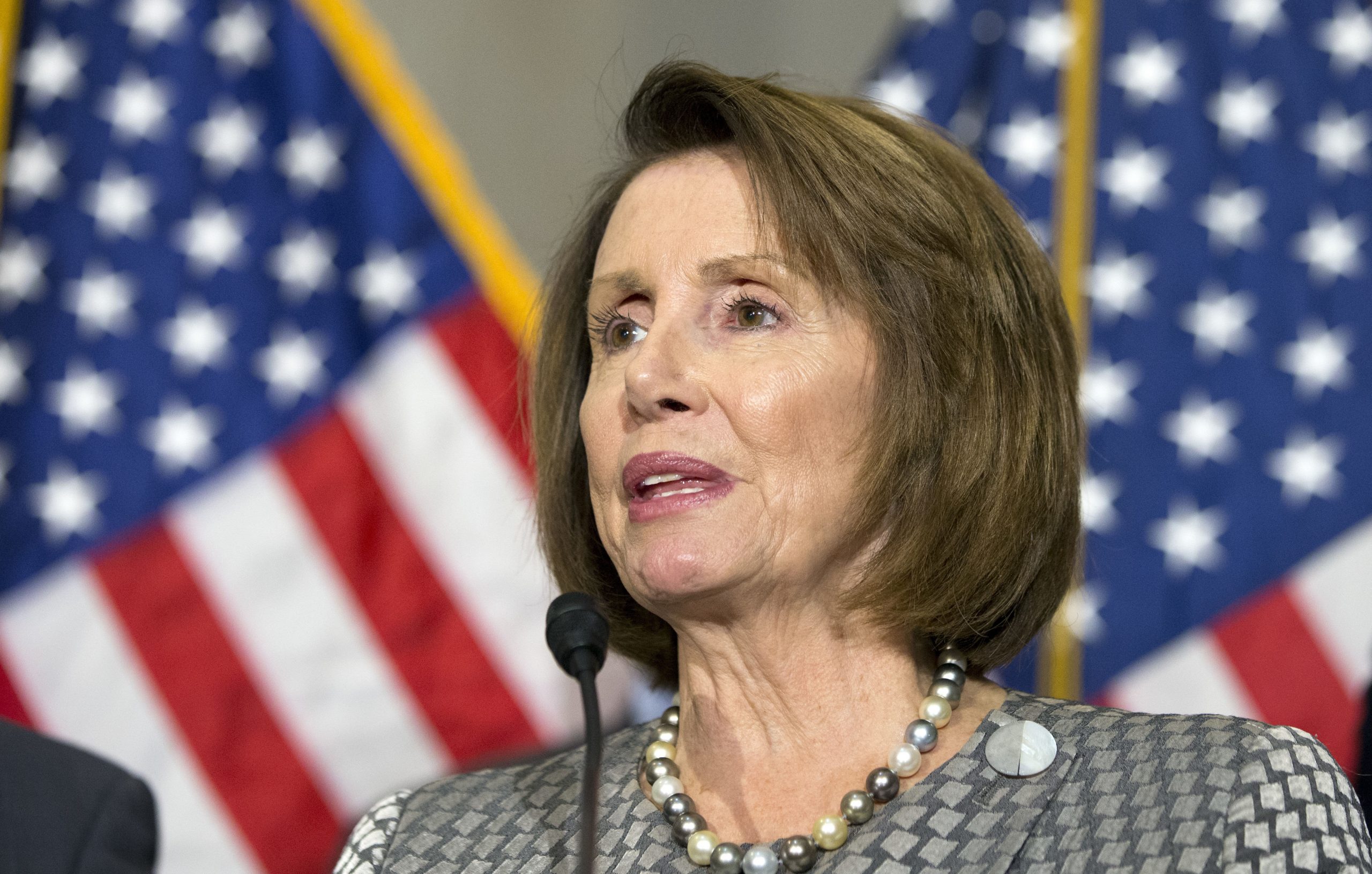 Pelosi demands microphone after muting GOP in 2008