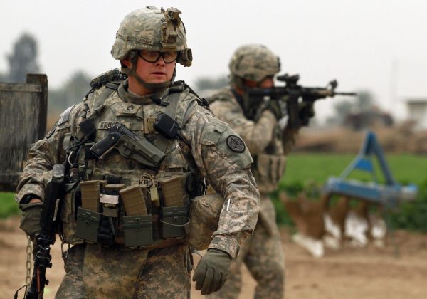 Bipartisan group of senators revive efforts to end Gulf and Iraq wars