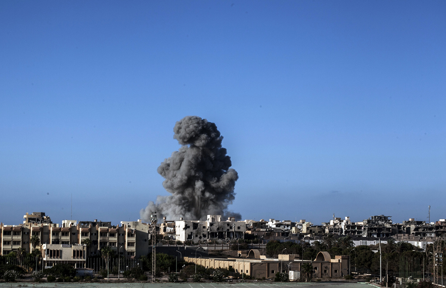 Carter: Stealth bomber strikes kill more than 80 ISIS fighters in Libya