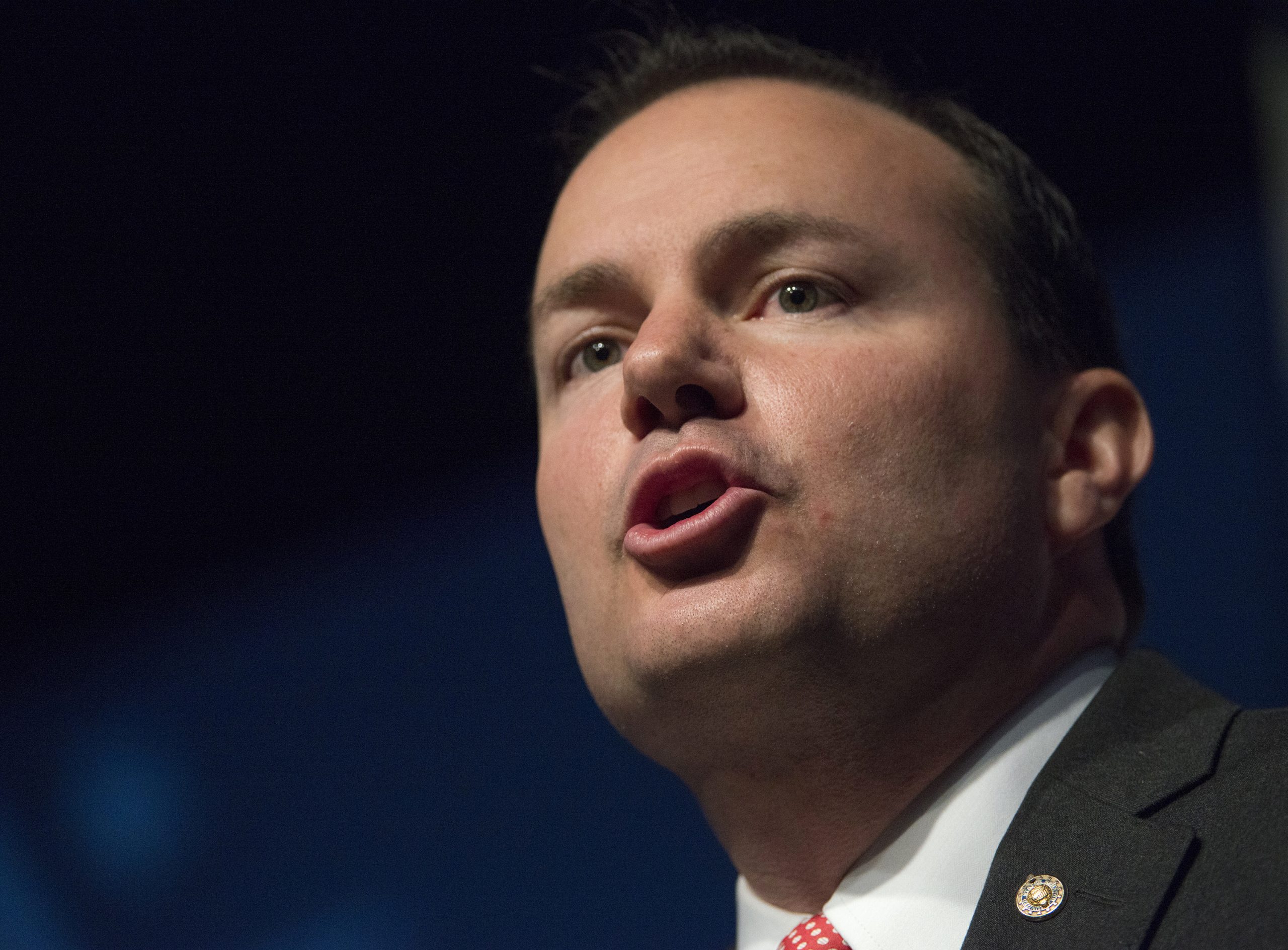 Mike Lee explains why GOP delegates should be unbound