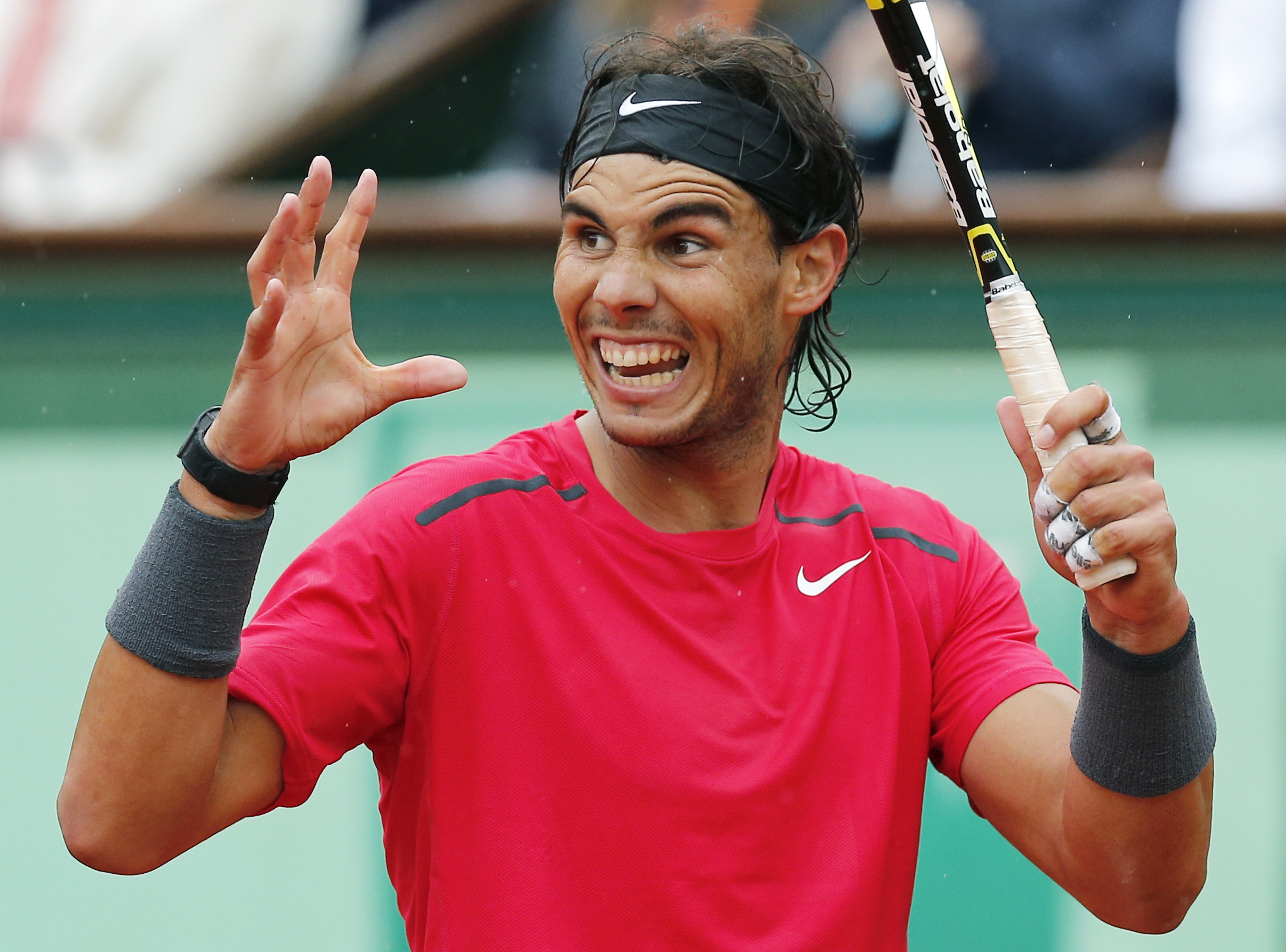 French Open men’s final suspended by rain