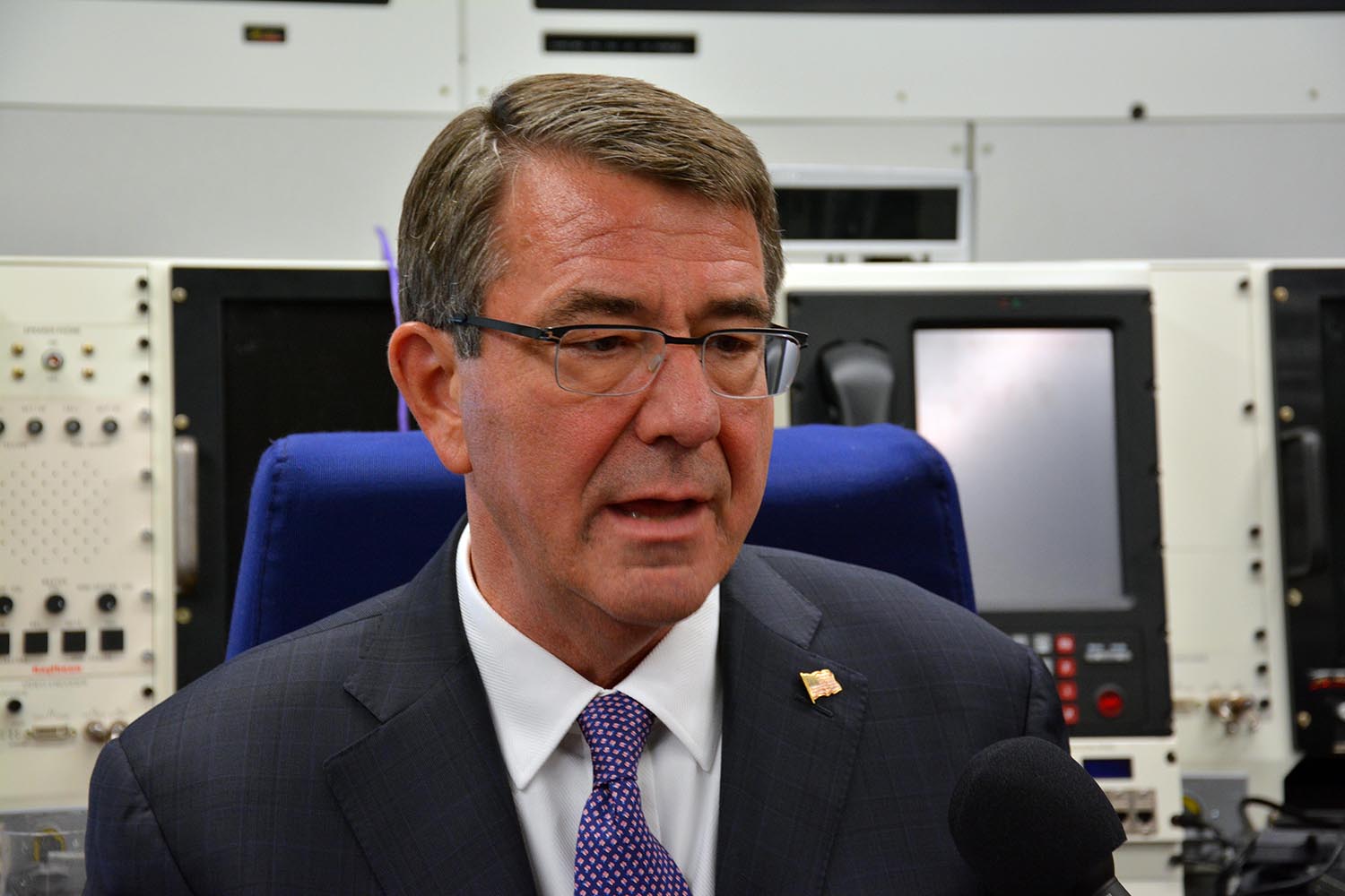 Carter mum on ‘Plan B’ if Iraqi government collapses
