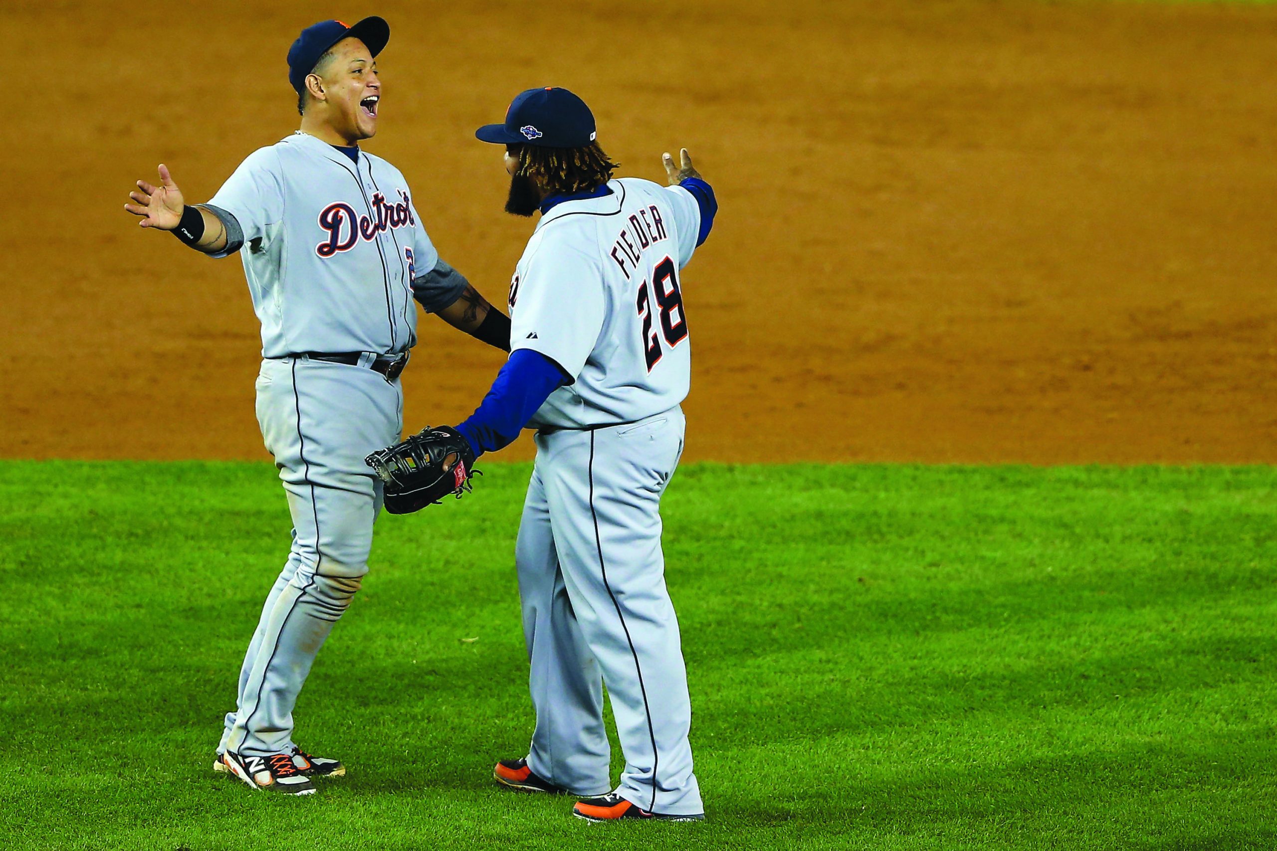 Aided by blown call, Tigers shut out Yankees in Game 2 of ALCS