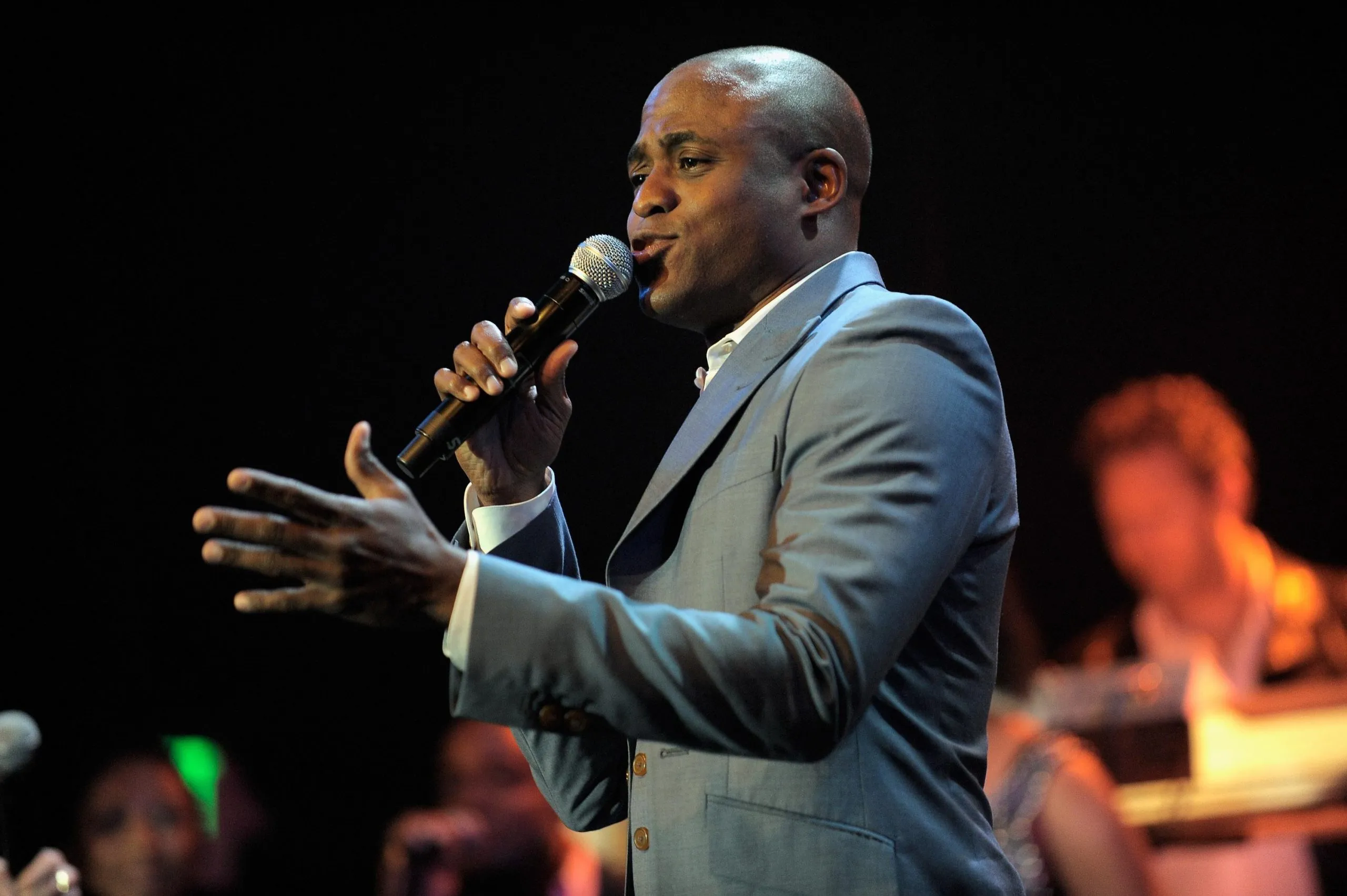 Wayne Brady salutes Sammy Davis Jr., Sam Cooke