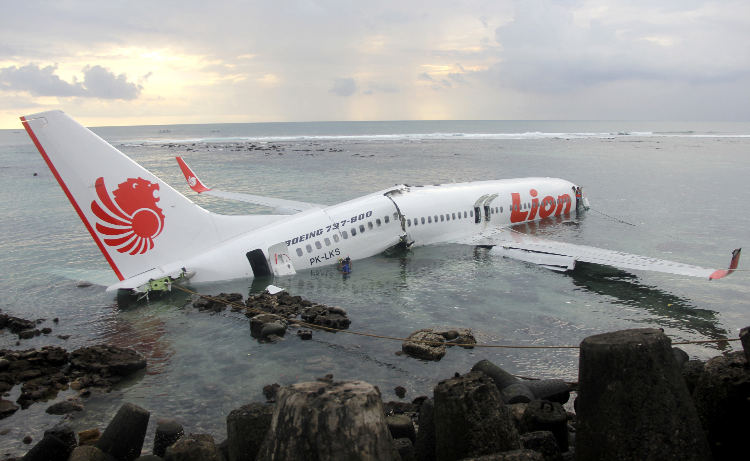 Lion Air jet crashes into sea in Bali; 45 hurt