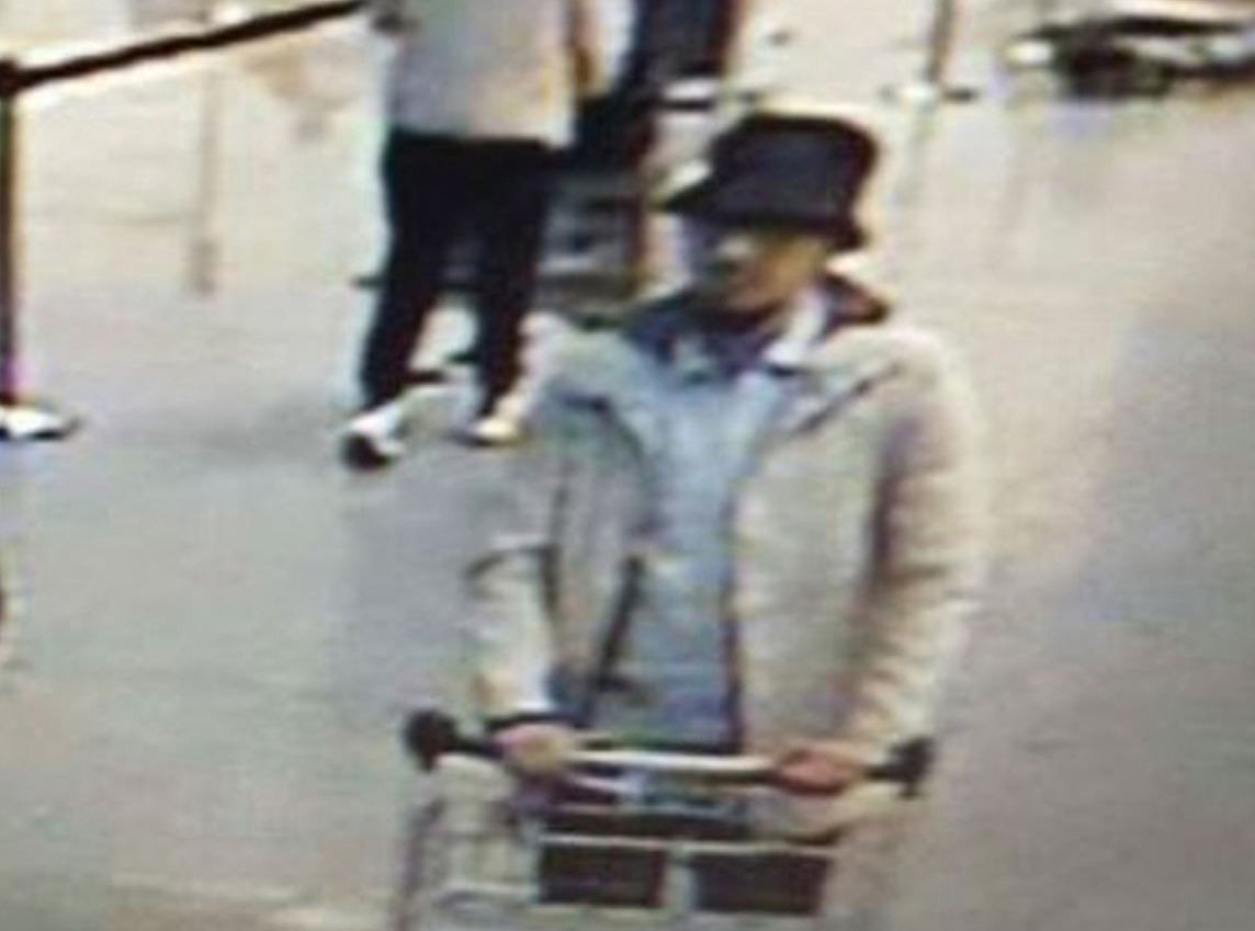 Belgian authorities release new images of ‘man in hat’ after airport attack