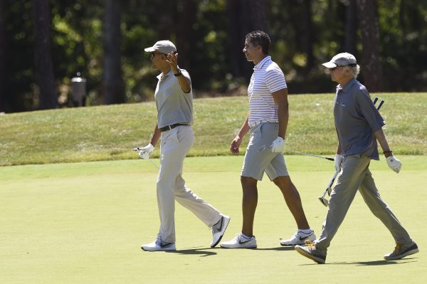 Obama finds trouble hitting drives with comedian Larry David