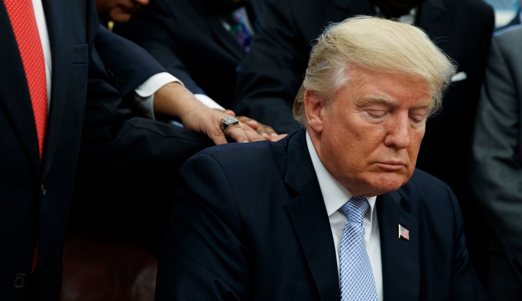Trump signs resolution condemning white supremacy groups