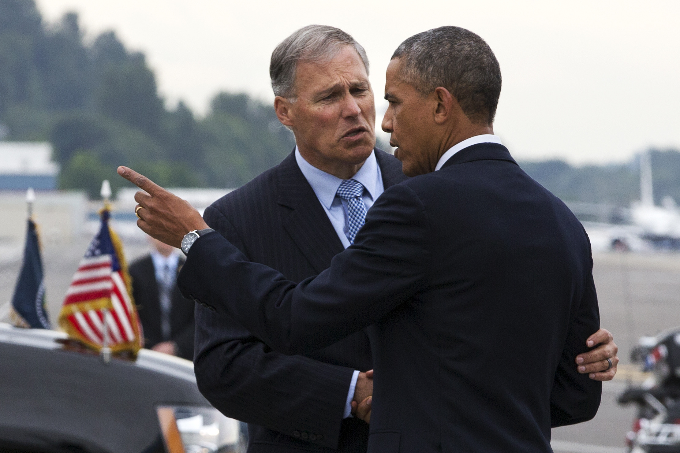 The latest in lavish Obama praise, Washington governor edition