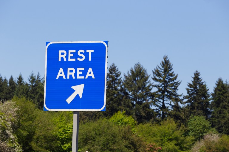 There's a simple way to bring rest areas back to life. (iStock)
