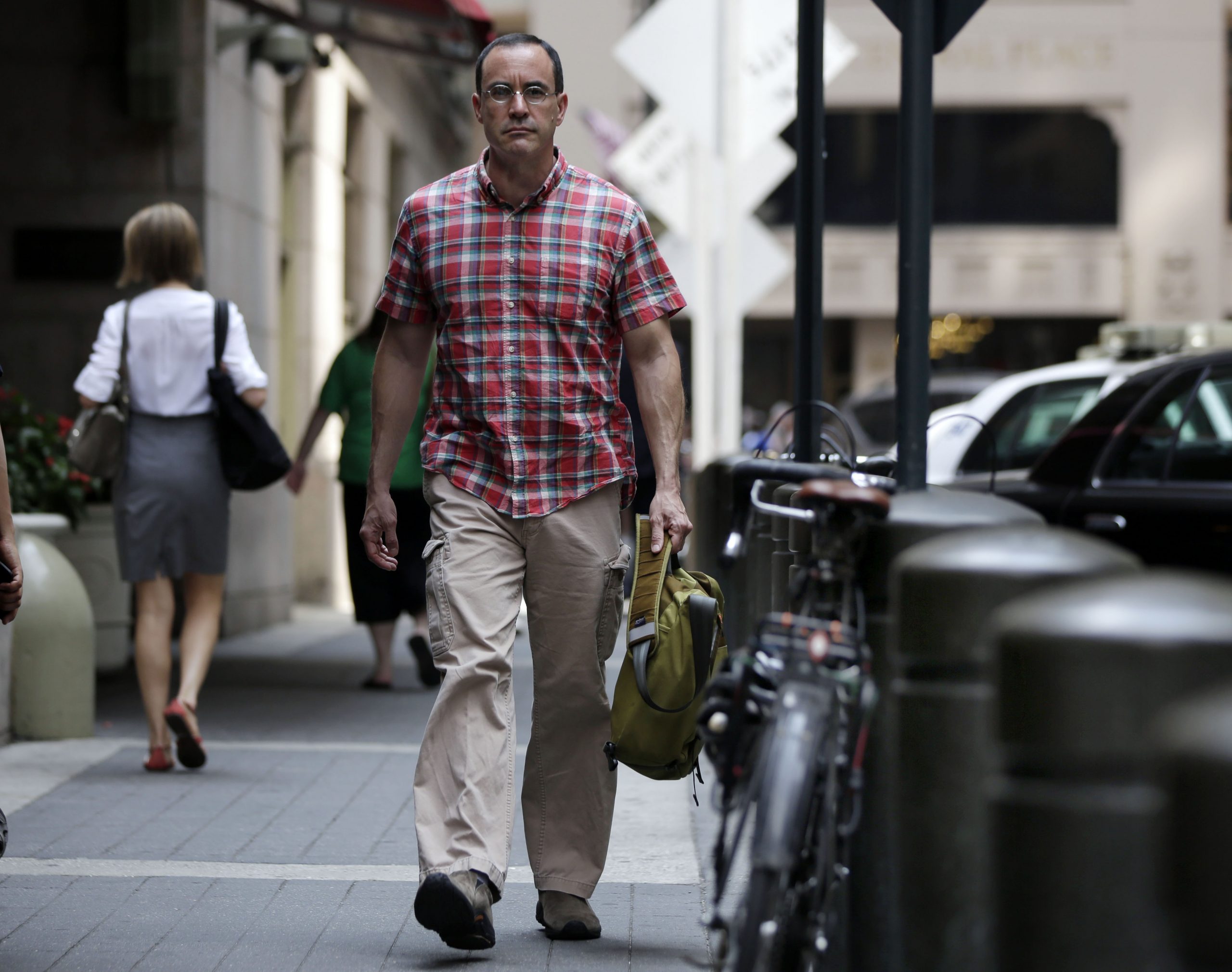 AIDS activist takes up a new fight: defending FDA