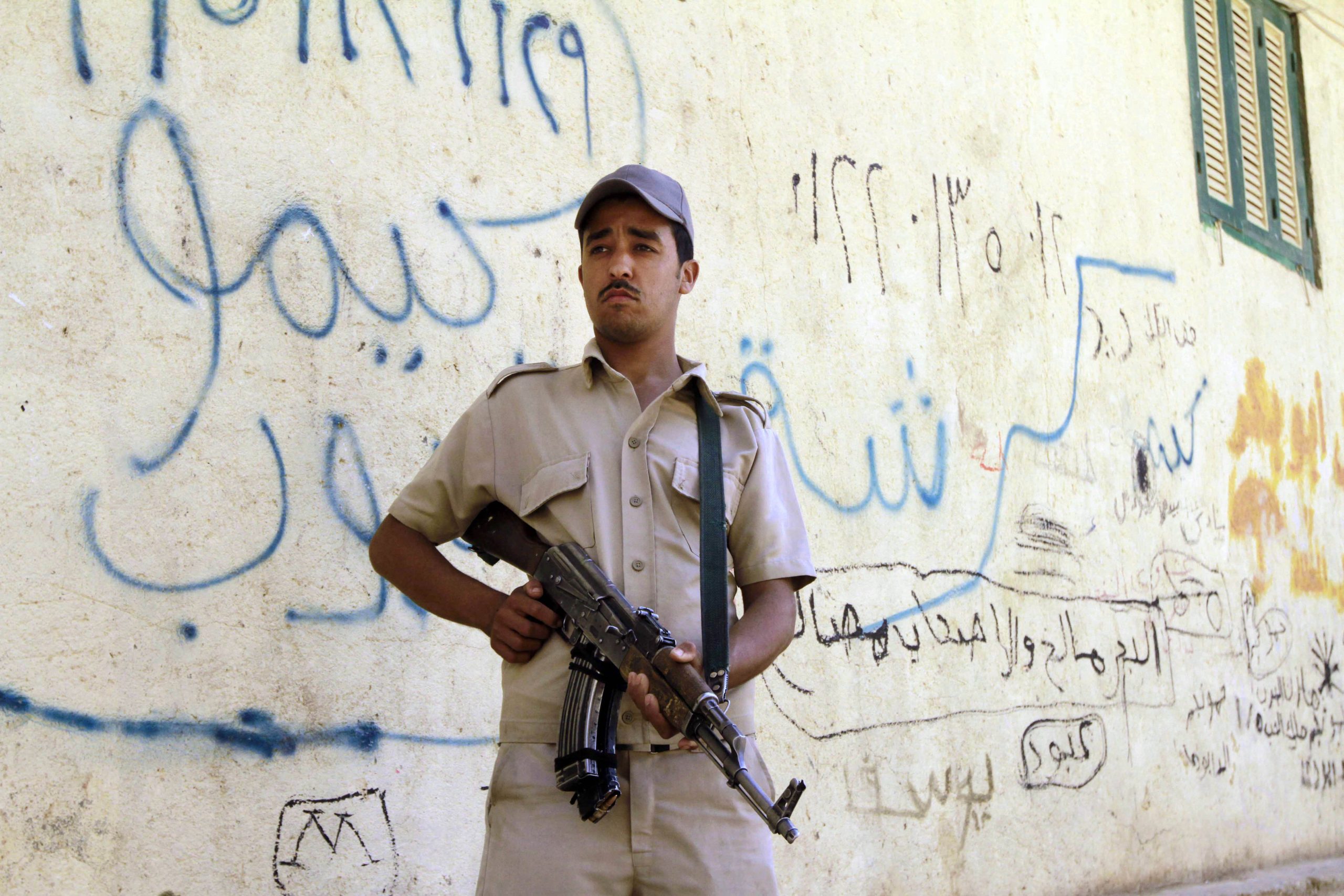 Communication cut with tense south Egypt province