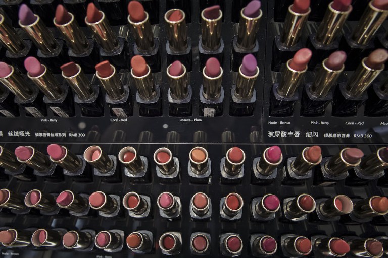 Lipsticks sit on display at an Estee Lauder Companies Inc. store in the Raffles City shopping mall in Shanghai, China, on Wednesday, May 31, 2017. RetailÂ cosmetics sales for all companies will total $7.4 billion in China in 2021 fromÂ $4.3 billion last year, forecasts Euromonitor. Fueling growth are social media websites, such as Weibo, Youku, iQiyi and Tudou, that women are increasingly turning to for tutorials on everything from shading eyes to highlighting cheekbones. 