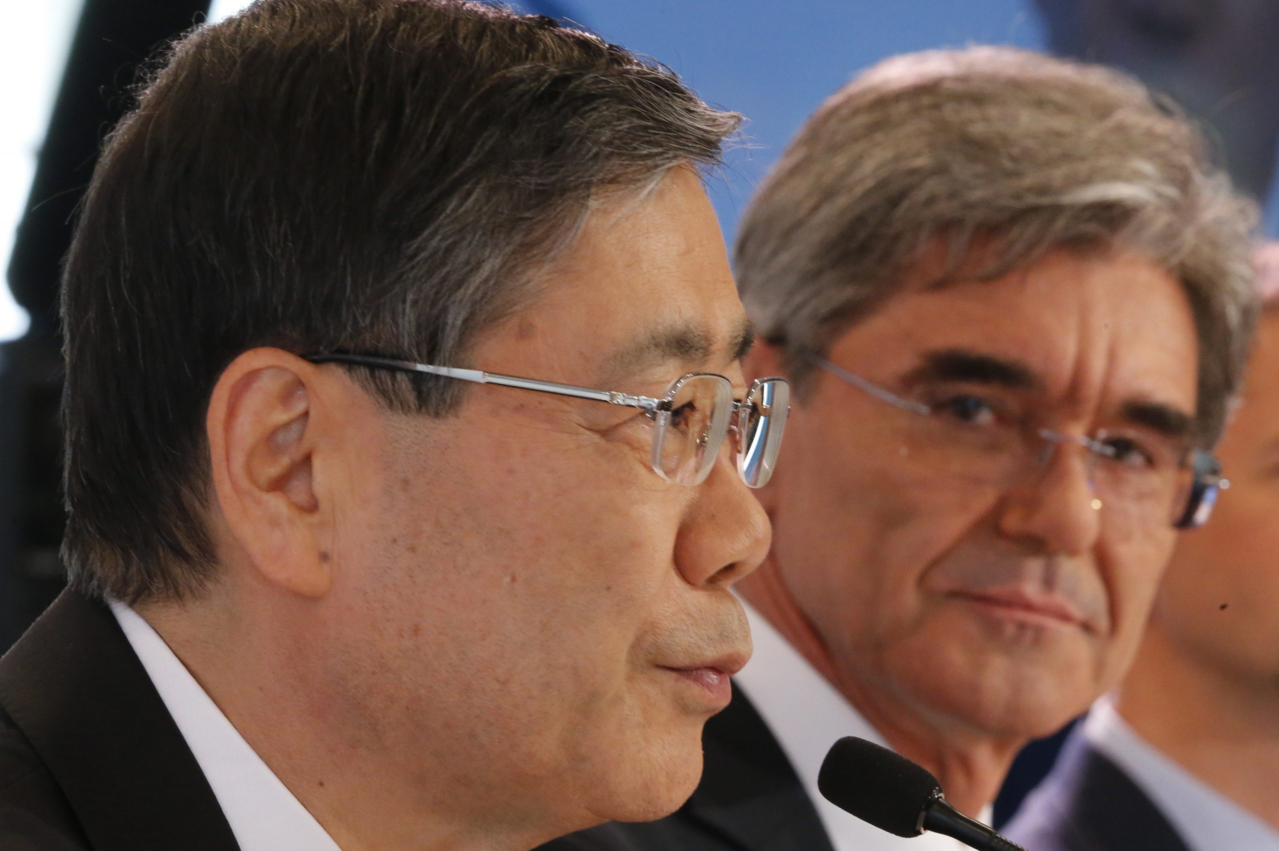 Siemens, Mitsubishi make case for deal to rival GE
