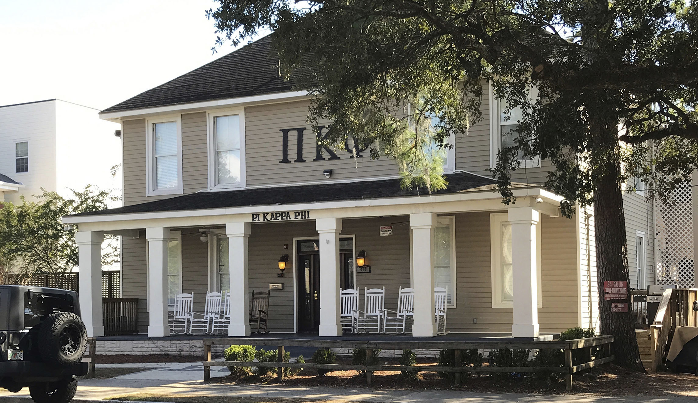 Florida State University suspends all Greek life after death of student