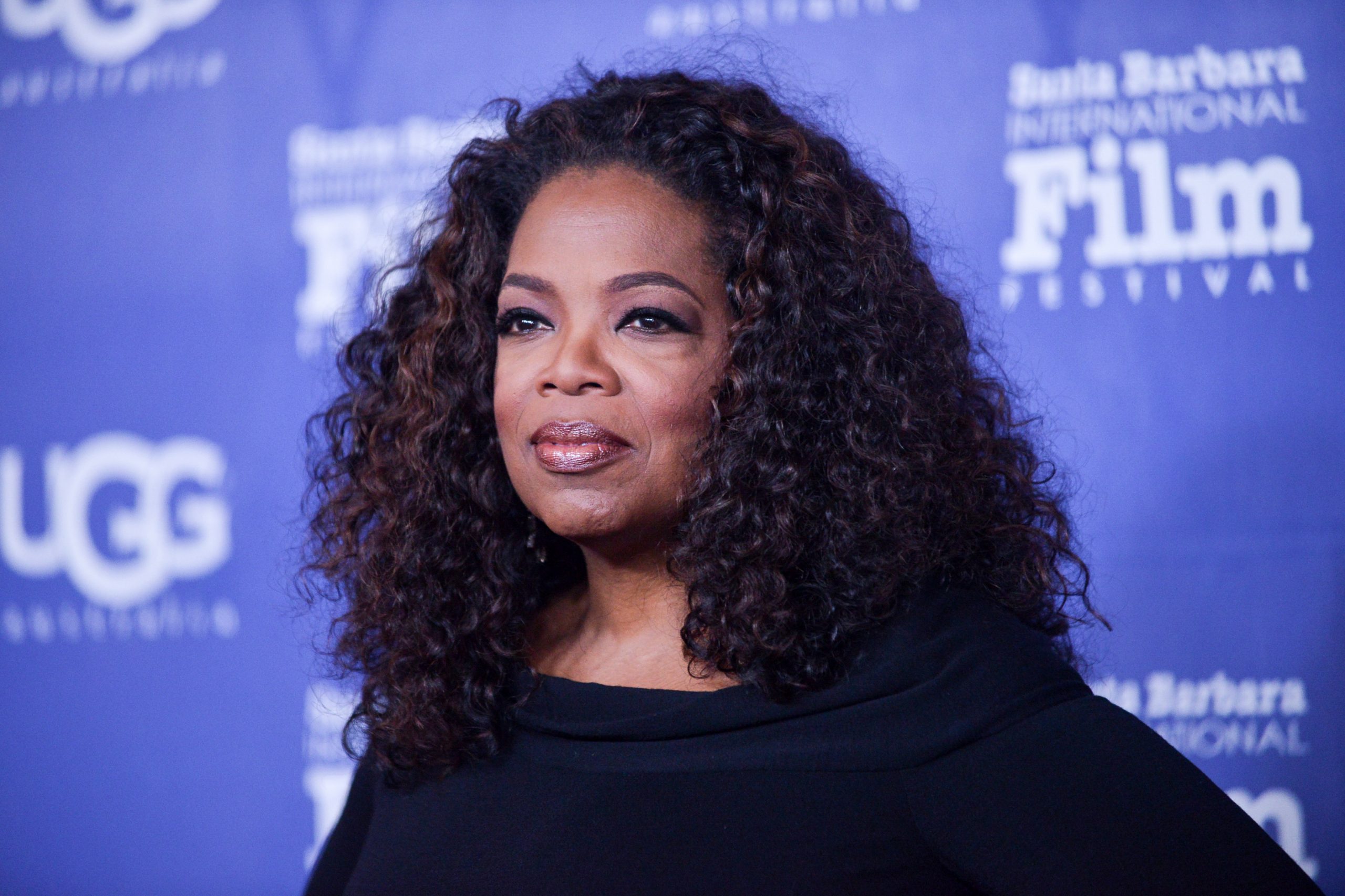 New York Times columnist recommends Oprah lead government commission on race