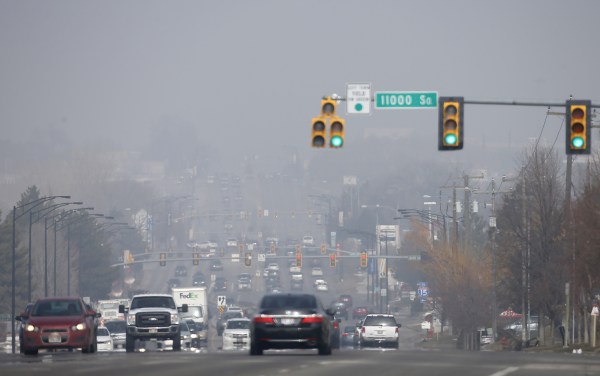 House passes bill delaying Obama’s smog regulations