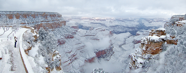 It snowed at the Grand Canyon, and the result was spectacular