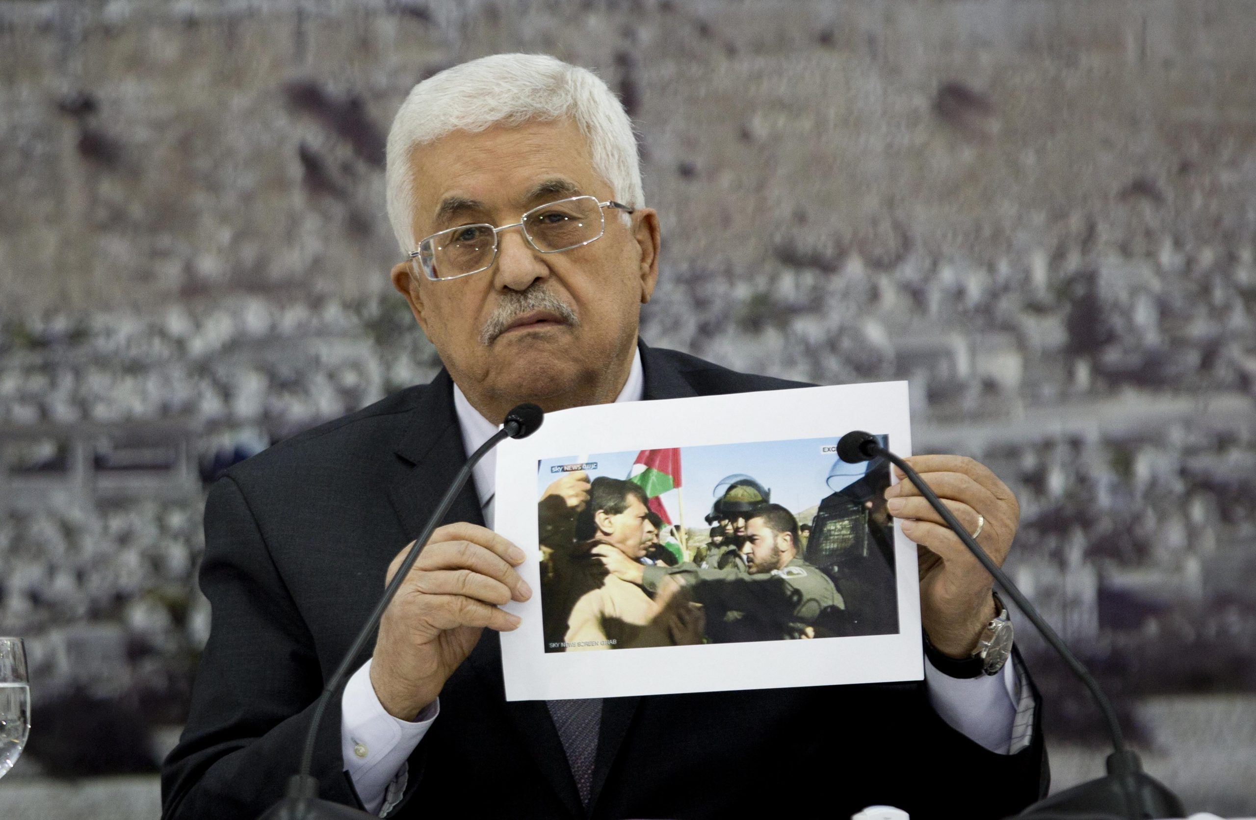 Palestinians to pursue war crimes case against Israel
