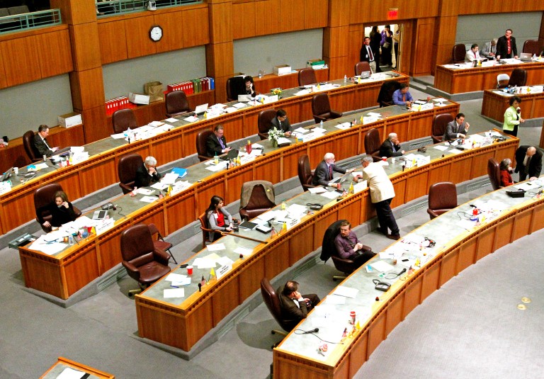 Senate debates the minimum wage on Feb. 14 in Santa Fe, N.M. (AP/The Santa Fe New Mexican, Jane Phillips)