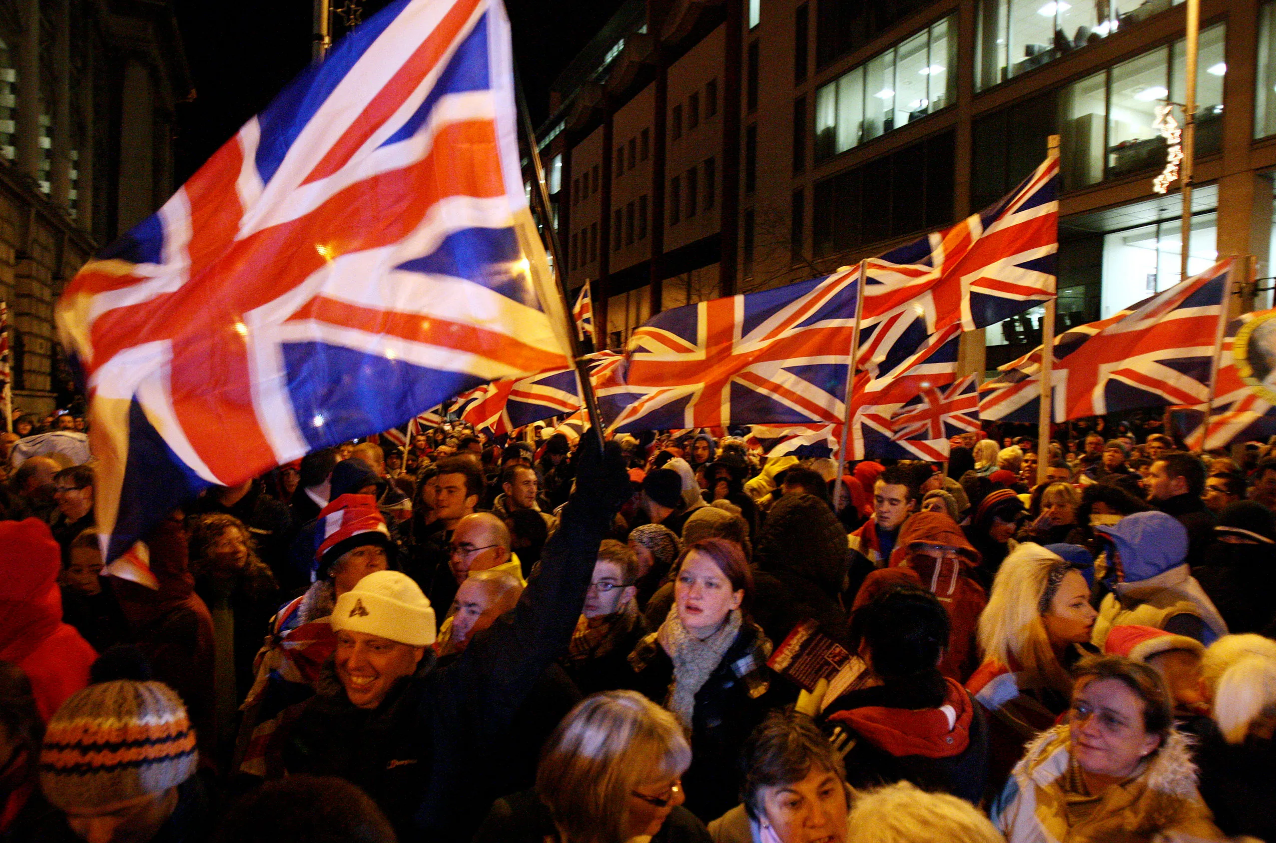 Mob storms Belfast City Hall over UK flag vote