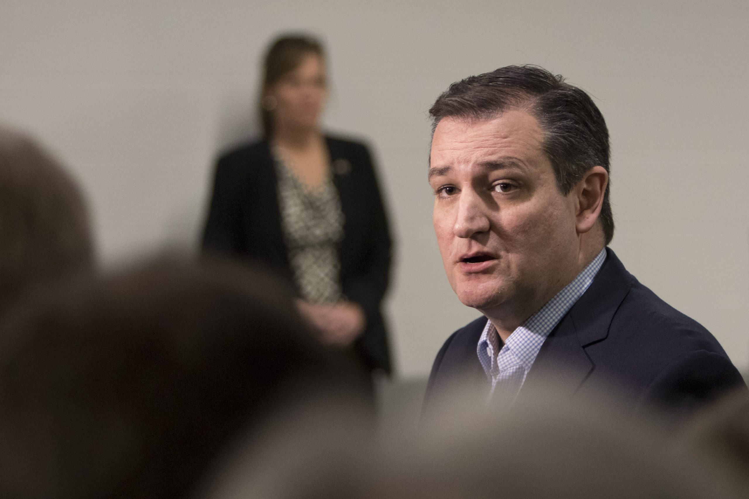 Cruz on the Islamic State: ‘Bomb them into oblivion’