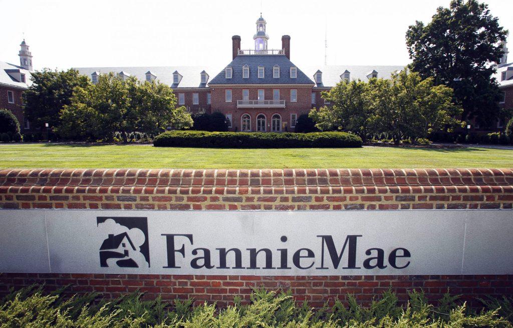 Fannie, Freddie hit a crossroads