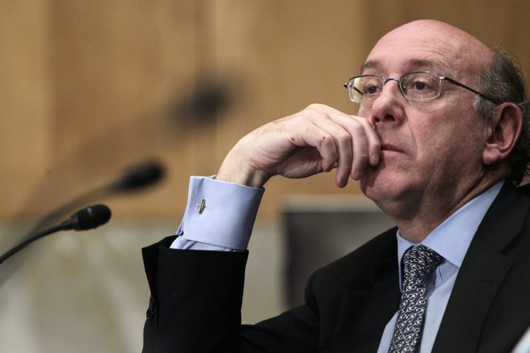 File-This Jan. 27, 2011, file photo shows Kenneth Feinberg, administrator of Gulf Coast Claims Facility, testifing before the Disaster Recovery Subcommittee of the Senate Homeland Security and Governmental Affairs Committee. General Motors said Thursday, June 5, 2014, that it will launch a program to compensate crash victims or families affected by faulty ignition switches linked to at least 13 deaths that prompted a recall of 2.6 million older small cars. The fund will be administered by Feinberg. GM announced in April the hiring of Feinberg, who handled the Sept. 11 Victim Compensation Fund as well as funds for victims of the Boston Marathon bombing and the BP oil spill. (AP Photo/Charles Dharapak)