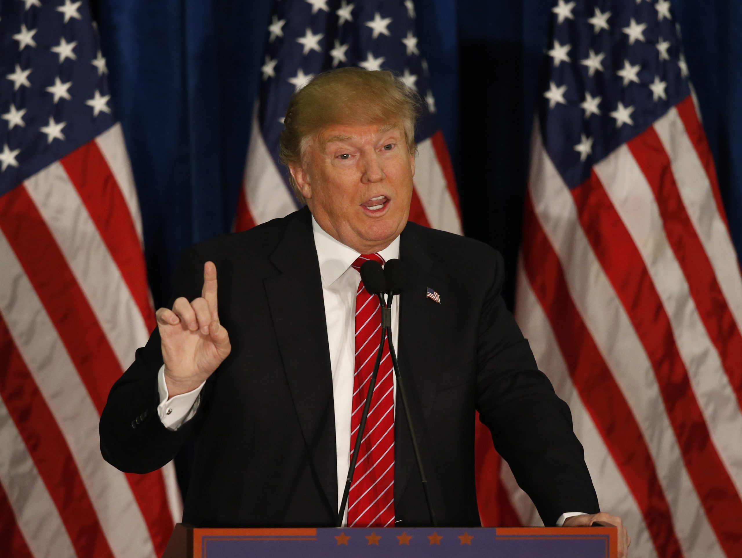 Trump: Romney is an ’embarrassment’