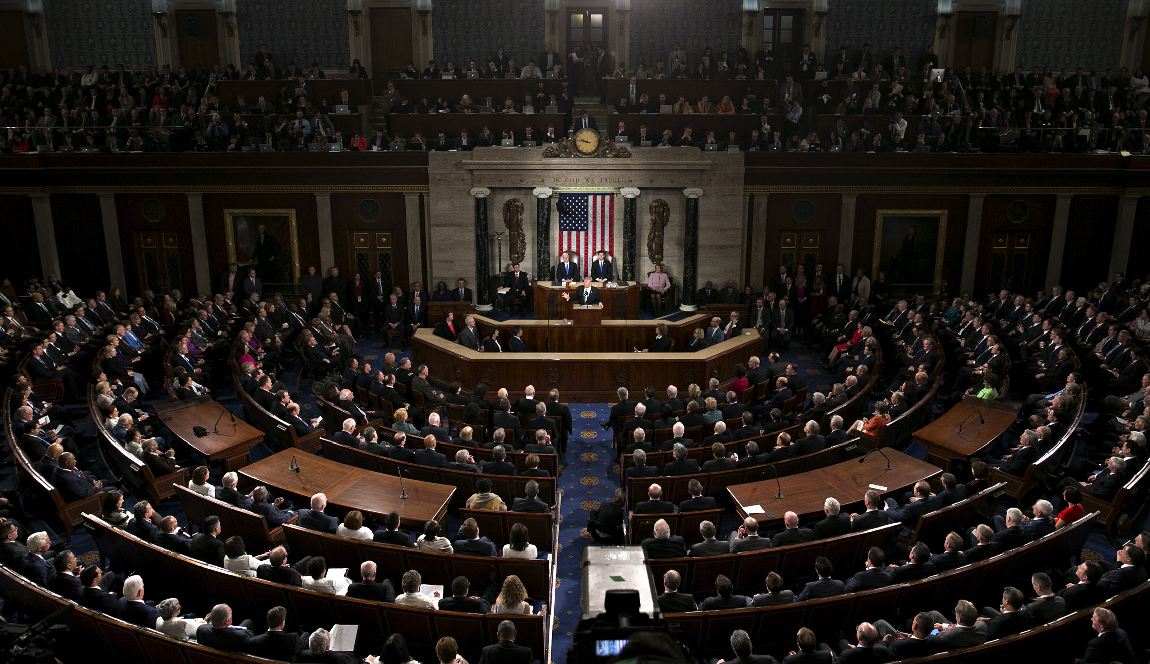 Trump calls for $1.5 trillion infrastructure plan in State of the Union