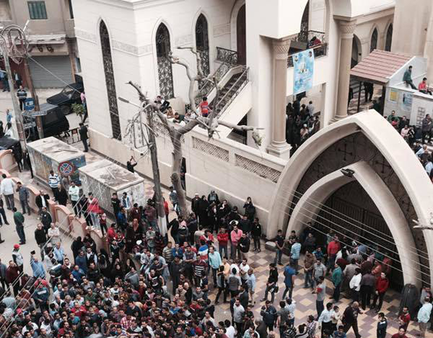 Dozens killed after two Christian churches bombed in Egypt on Palm Sunday