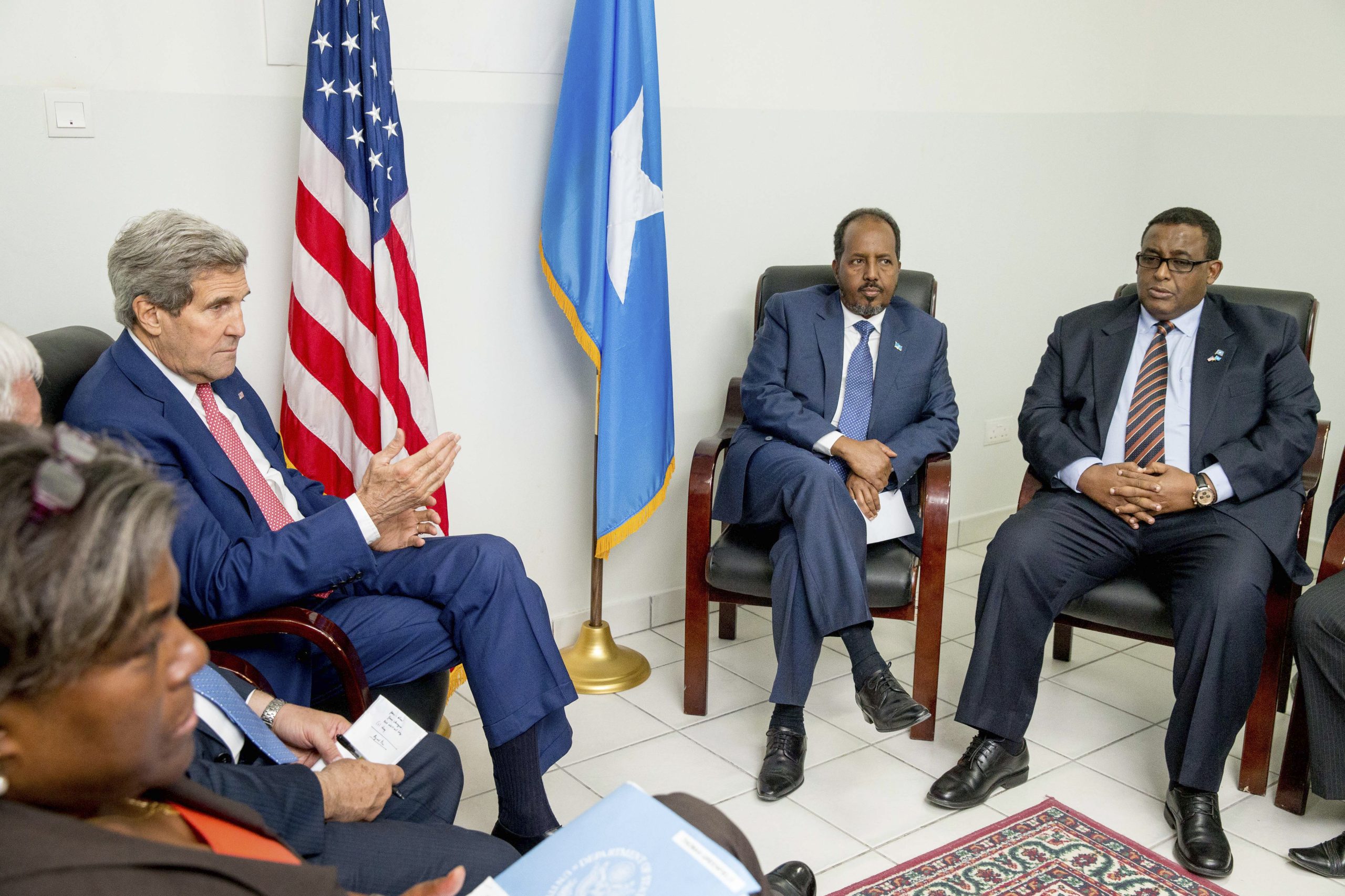 John Kerry visits Somalia, first visit by a U.S. secretary of state