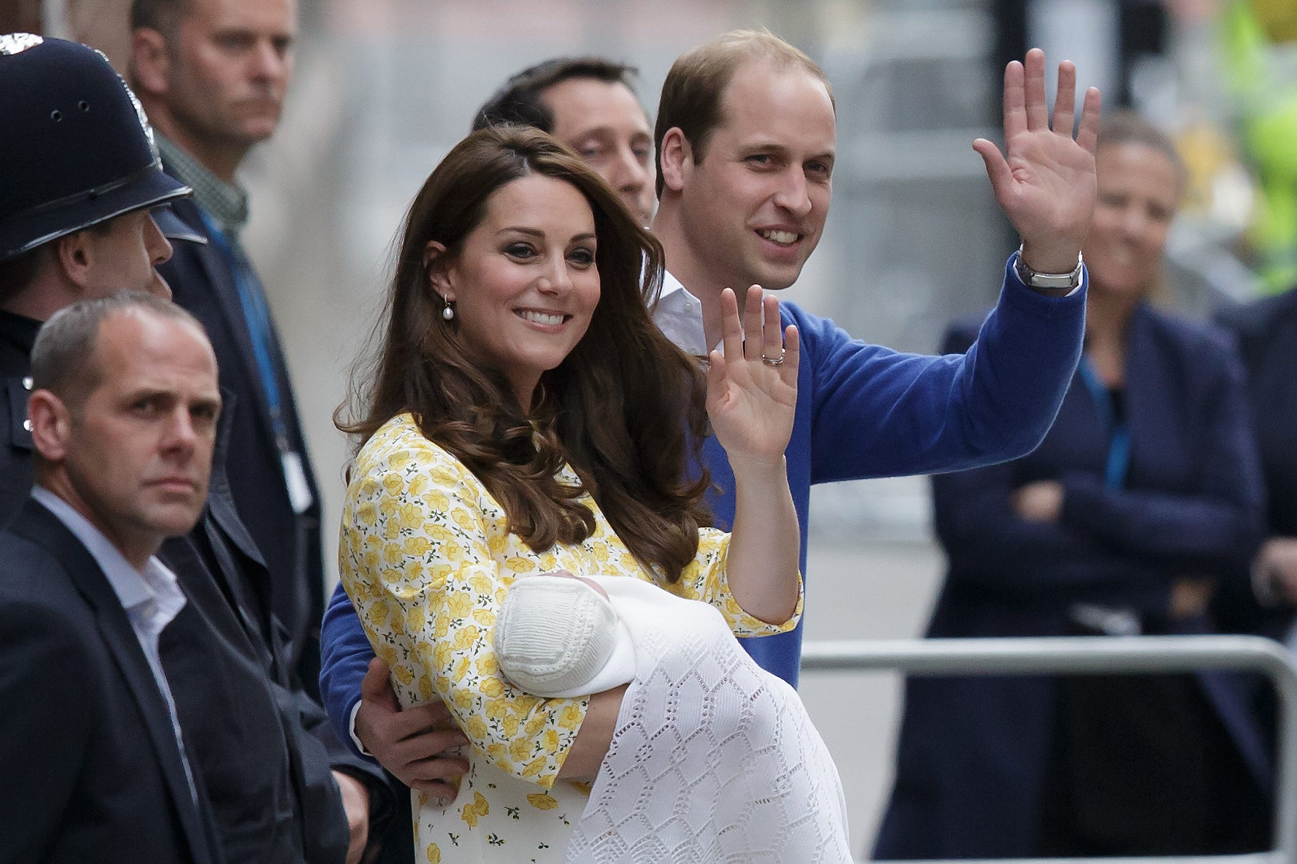 Obama and first lady congratulate royal family