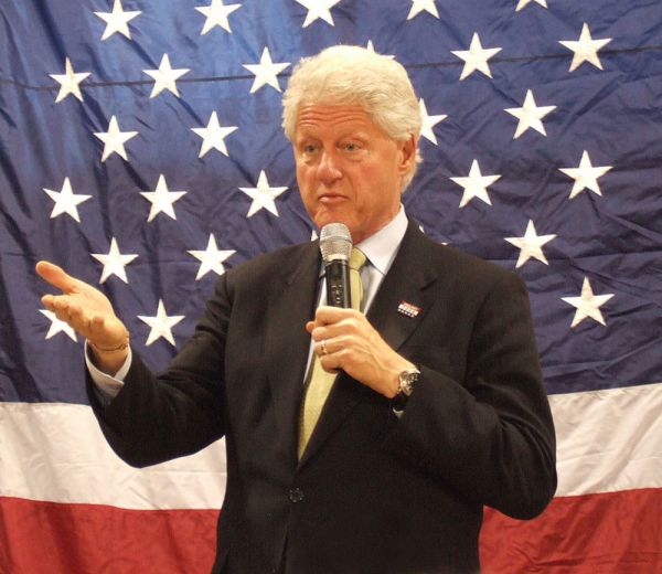 Bill Clinton’s Secret Service Agent Did IT Work for Hillary’s Server and Clinton Foundation