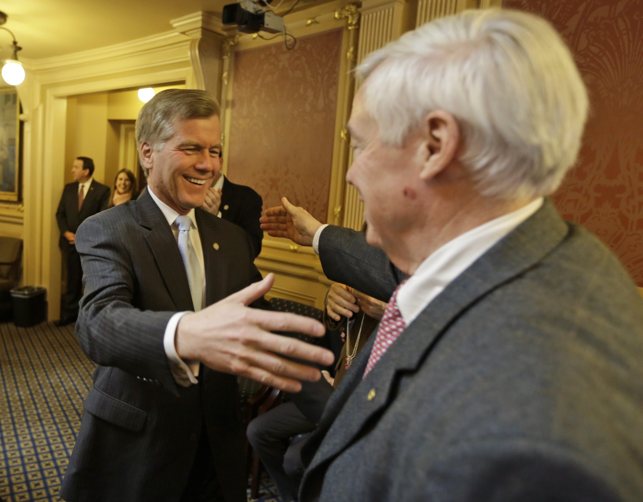 Gov. Bob McDonnell caps assembly session with historic road financing package