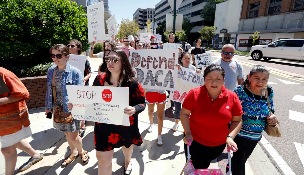GOP senators push merit-based Dream Act alternative that also curbs illegal immigration
