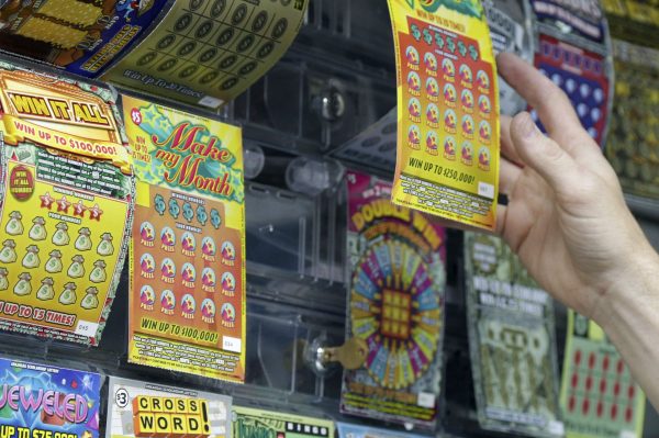 $432 million winning Mega Millions ticket sold at Manhattan pizzeria