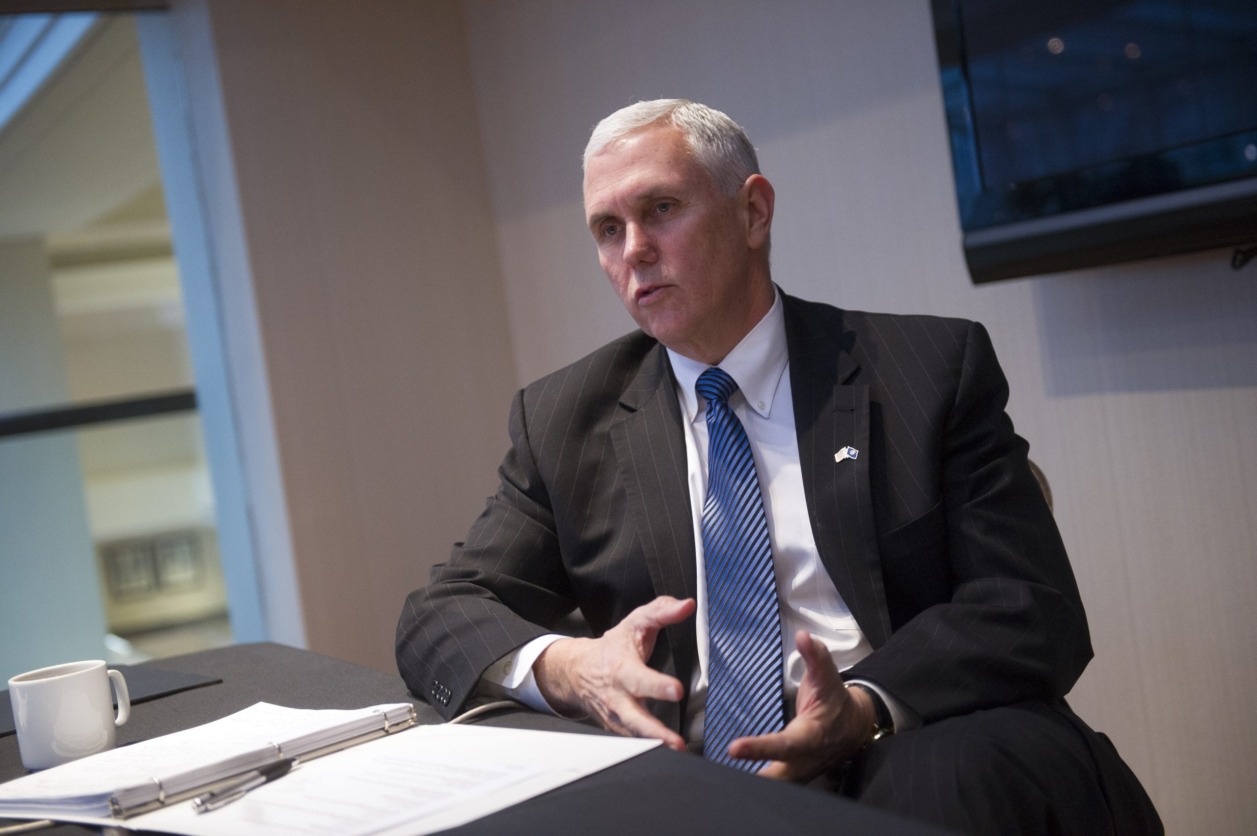 Mike Pence to GOP: Don’t question Obama’s patriotism